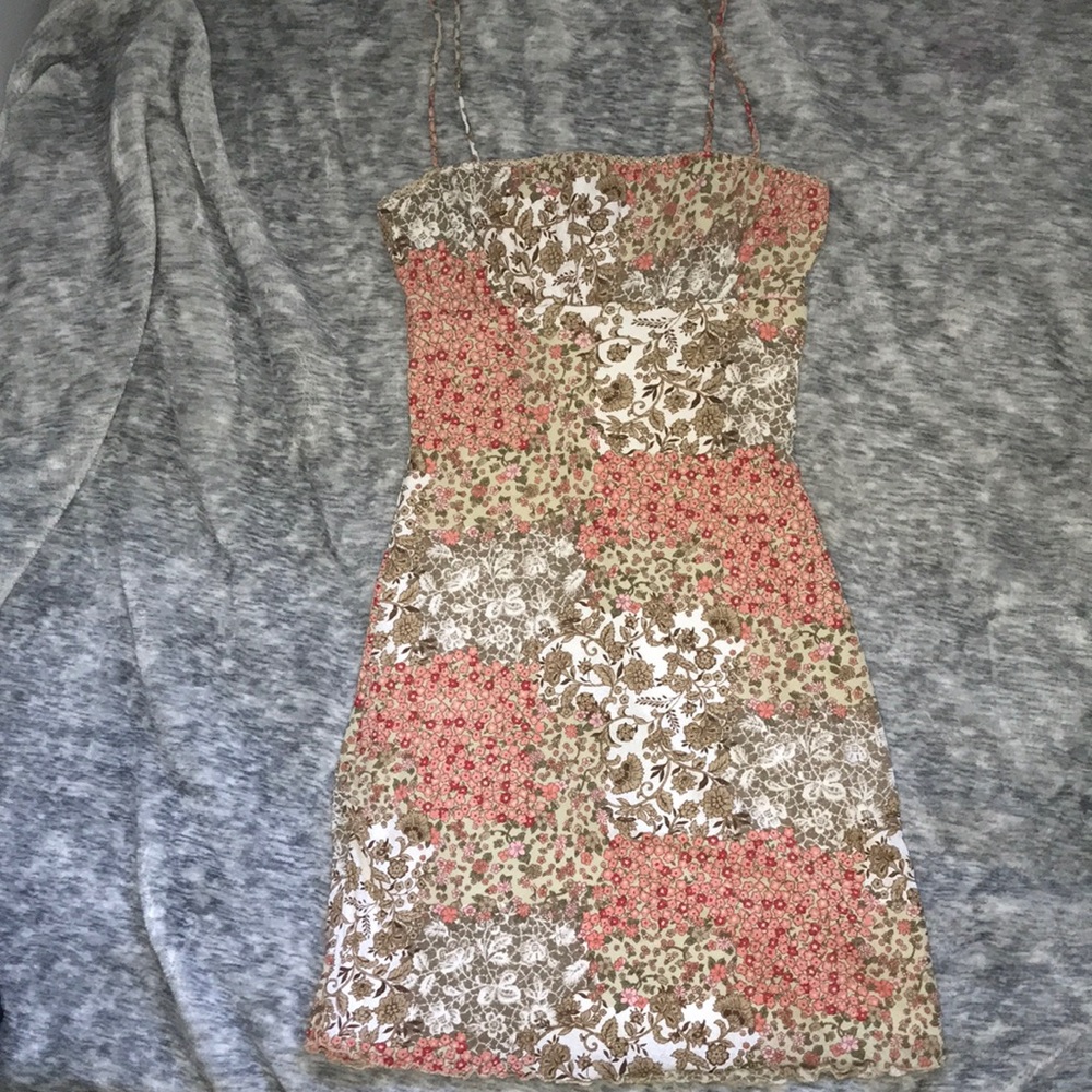Super cute summer floral dress 👗 🌸🌺